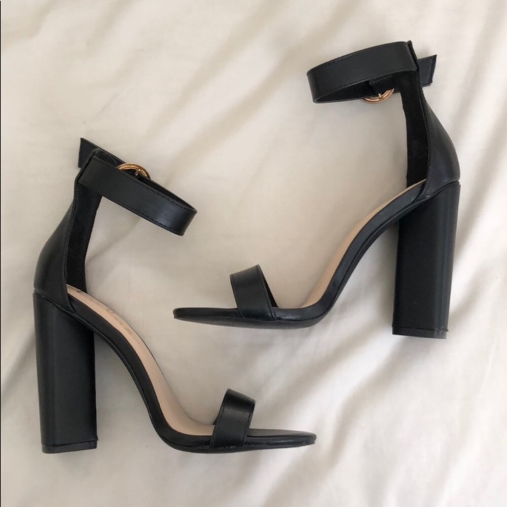 Lulu's Black Block Heel Sandals